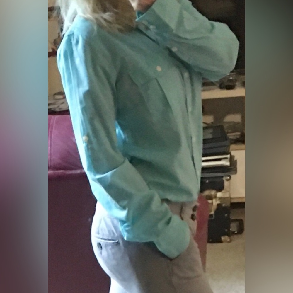 J Crew Sz Small Aqua Blue Button-Up Shirt with collar. Long sleeves. 100% COTTON